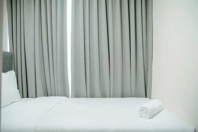 2br Deluxe And Modern Menteng Park Apartment