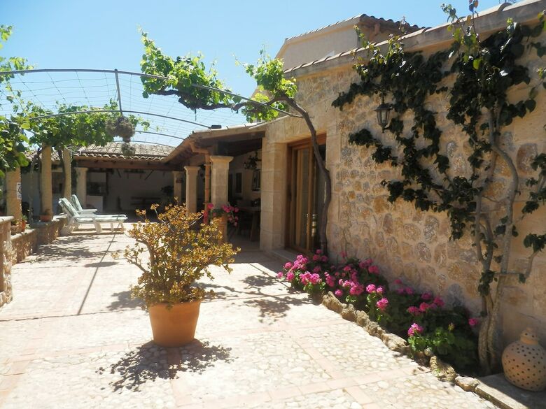 Agroturismo La Sorteta de Cuxach