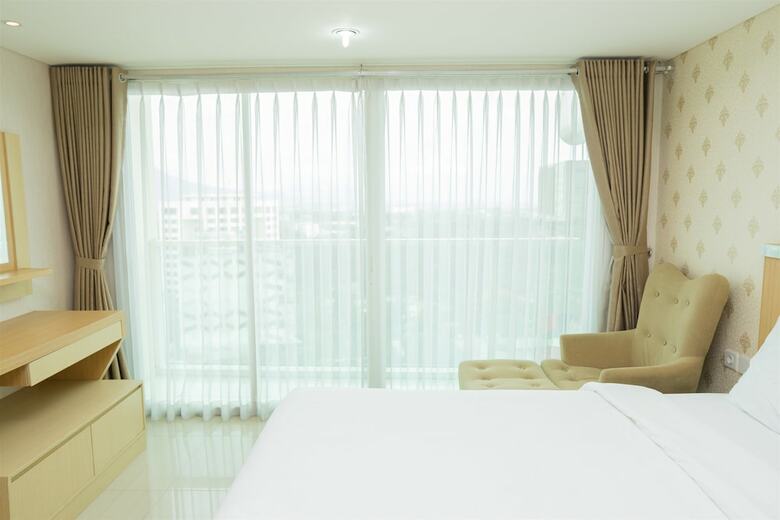 Luxurious Studio Room At La Grande Apartment