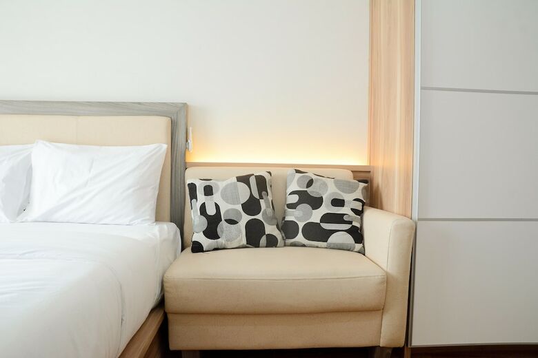 Square Super Studio At The Oasis Apartment