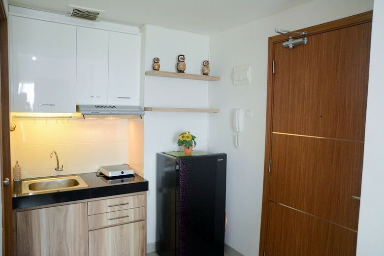 Square Super Studio At The Oasis Apartment