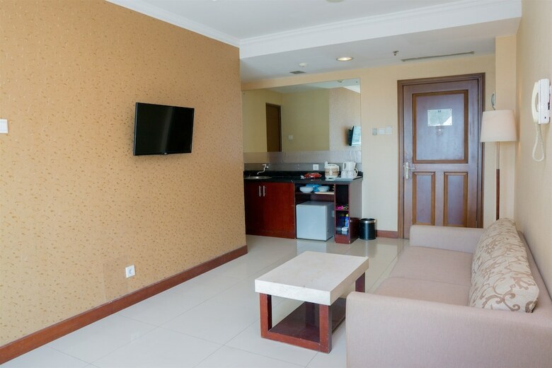 2br Galeri Ciumbuleuit Apartment With Private Bathtub