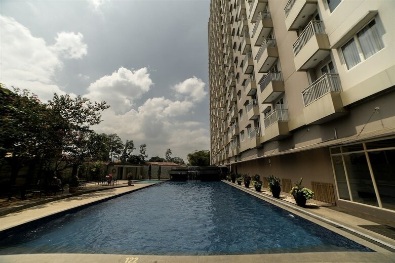 2br Galeri Ciumbuleuit Apartment With Private Bathtub