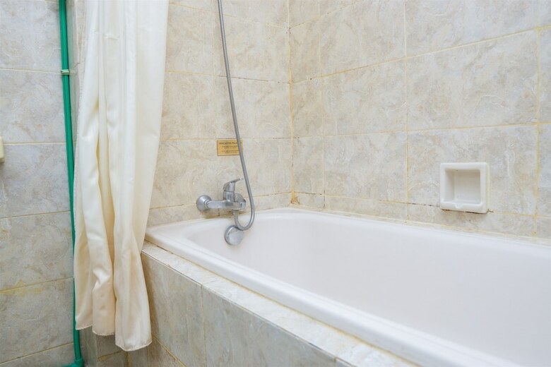 2br Galeri Ciumbuleuit Apartment With Private Bathtub