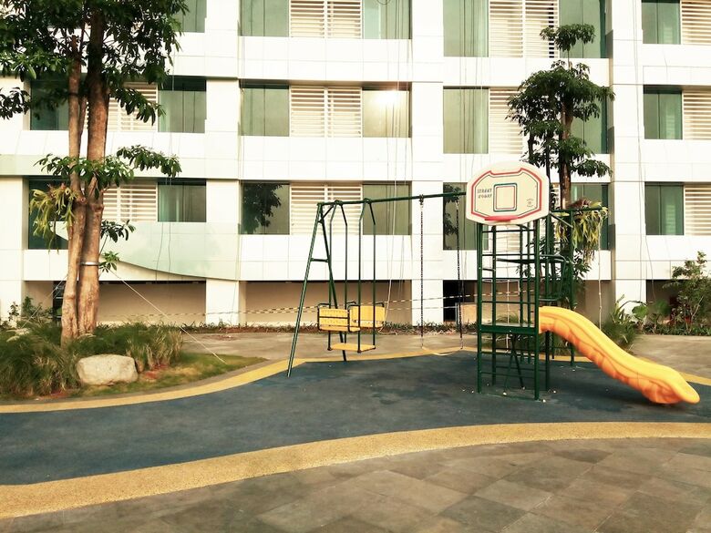 Comfortable Studio Apartment @ Grand Kamala Lagoon