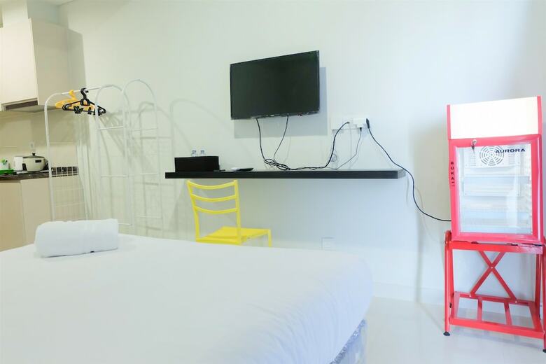 Best Studio Puri Mansion Apartment
