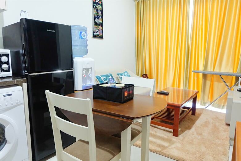 Homey And Modern 2br Puri Mansion Apartment