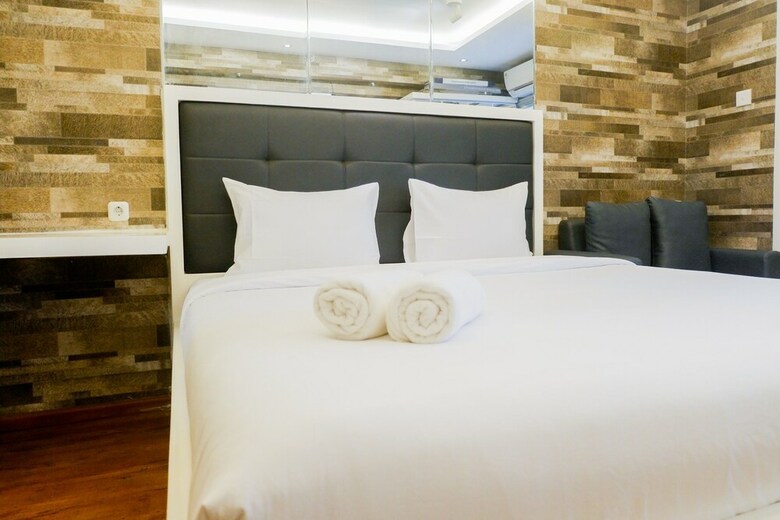 Minimalist Comfy Studio Apartment At Educity Pakuwon