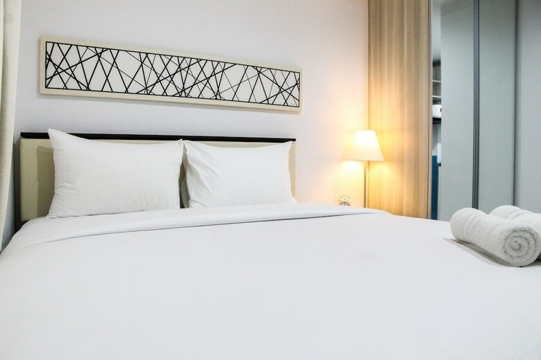 Cozy Studio Room Azalea Suites Apartment