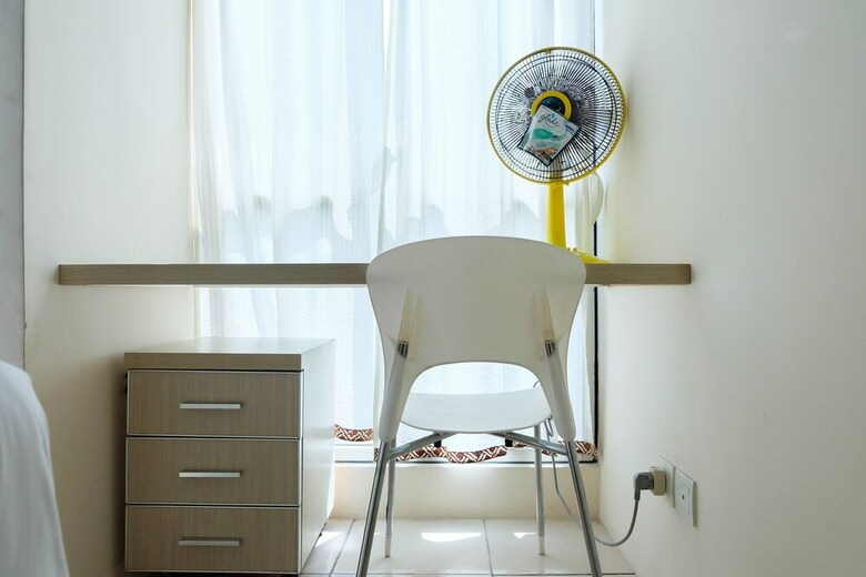 Cozy Studio Tifolia Apartment