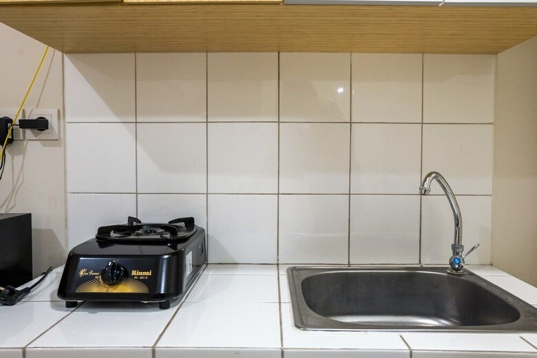 Best Price Studio At The Springlake Apartment