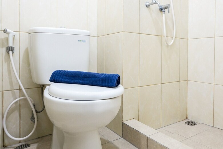 Best Price Studio At The Springlake Apartment