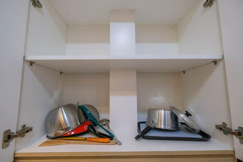 Strategic Location 2br Gallery West Apartment