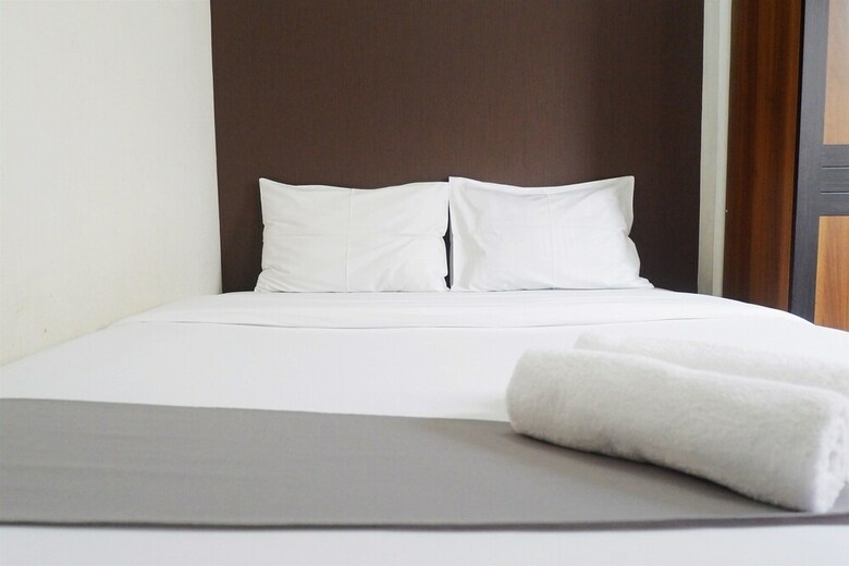 Minimalist 2br Apartment At Puncak Permai