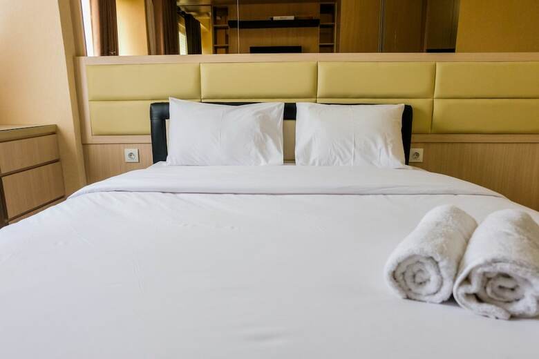 Comfy Studio Scientia Residence Apartment