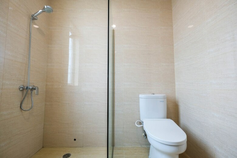 3br Apartment For 6 Pax At Gallery West Residence
