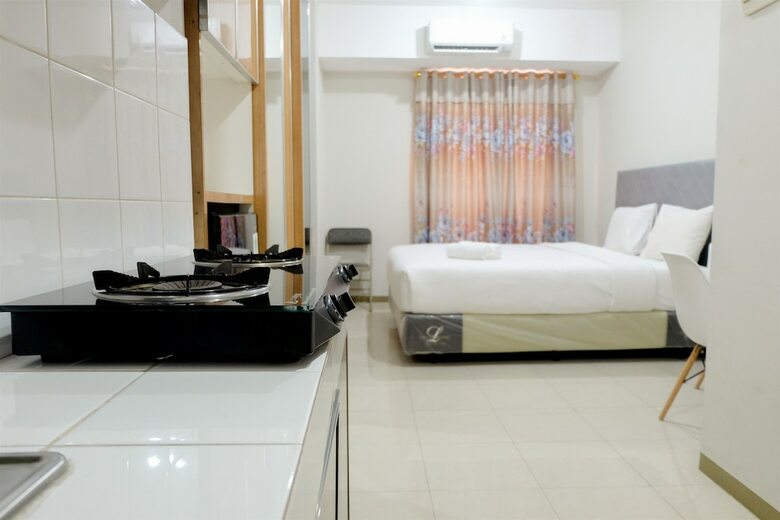 Cozy & Comfy Studio Gading Greenhill Apartment
