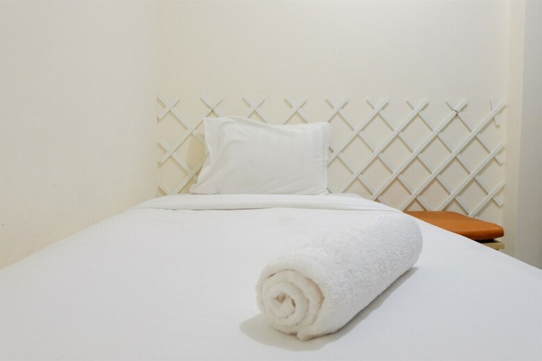 Spacious 2br Gading Nias Apartment