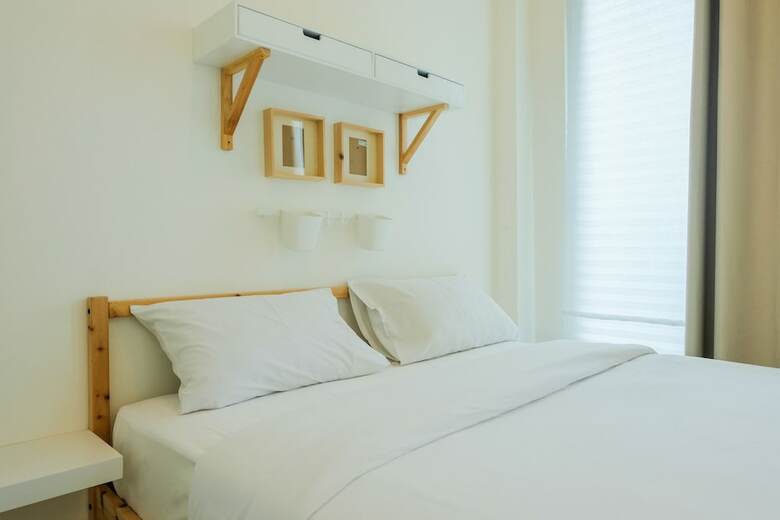 Tree Park Studio Apartment With Sofa Bed