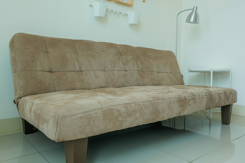 Tree Park Studio Apartment With Sofa Bed