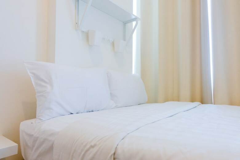 Scandinavian Style Studio Apartment Tree Park Bsd