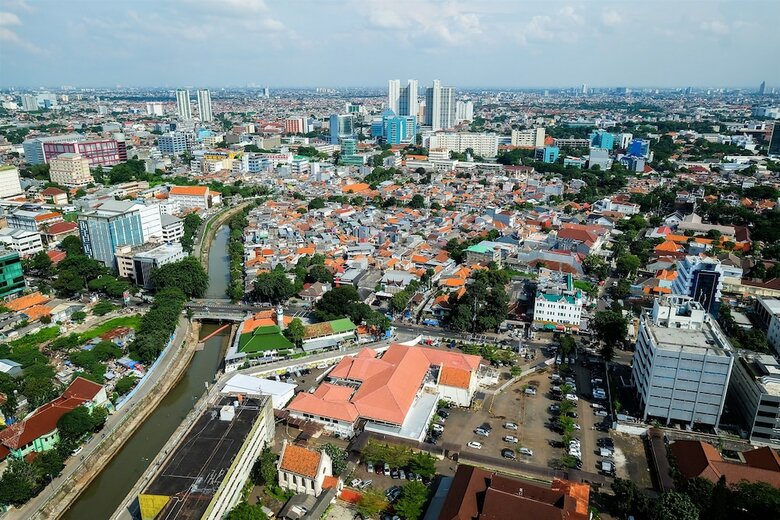 Comfortable Studio At Menteng Park Apartment