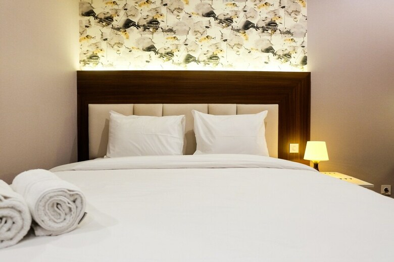 Clean Studio Apartment At Grand Kamala Lagoon