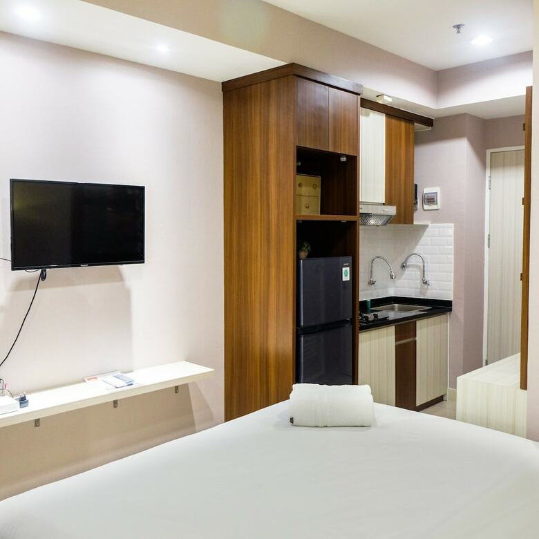 Clean Studio Apartment At Grand Kamala Lagoon