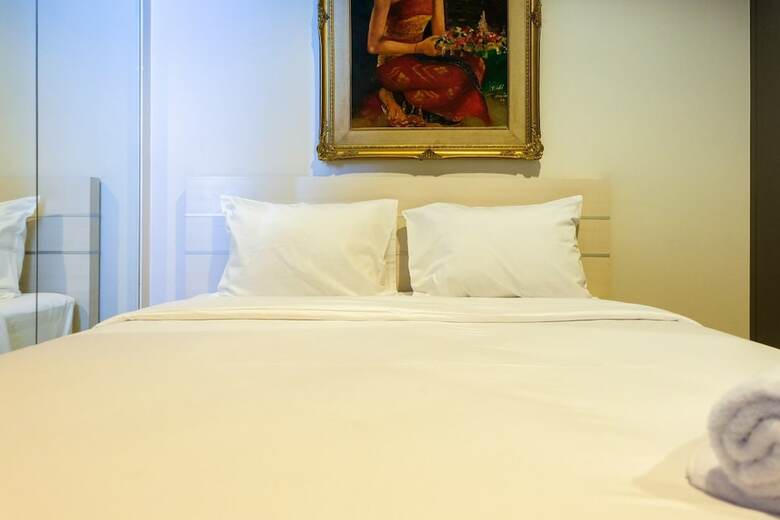 Minimalist Studio Apartment At Taman Anggrek Residences