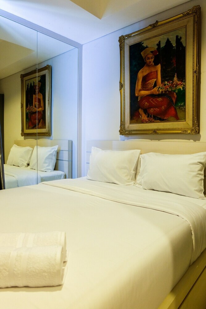 Minimalist Studio Apartment At Taman Anggrek Residences