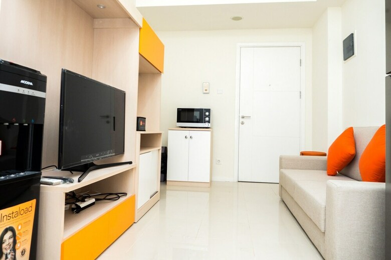 Relaxing 2br Apartment At Parahyangan Residence