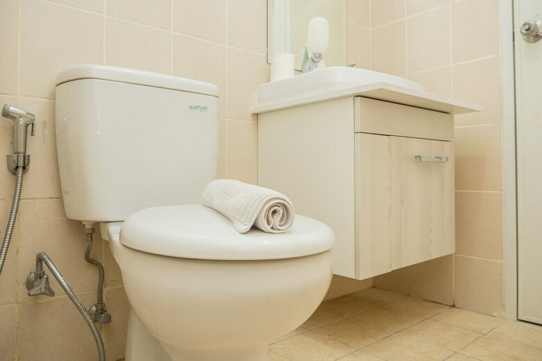 Relaxing 2br Apartment At Parahyangan Residence