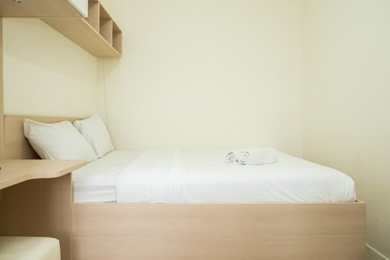 Relaxing 2br Apartment At Parahyangan Residence
