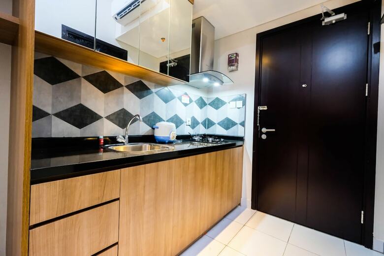 Homey And Tranquil Studio Casa de Parco Apartment