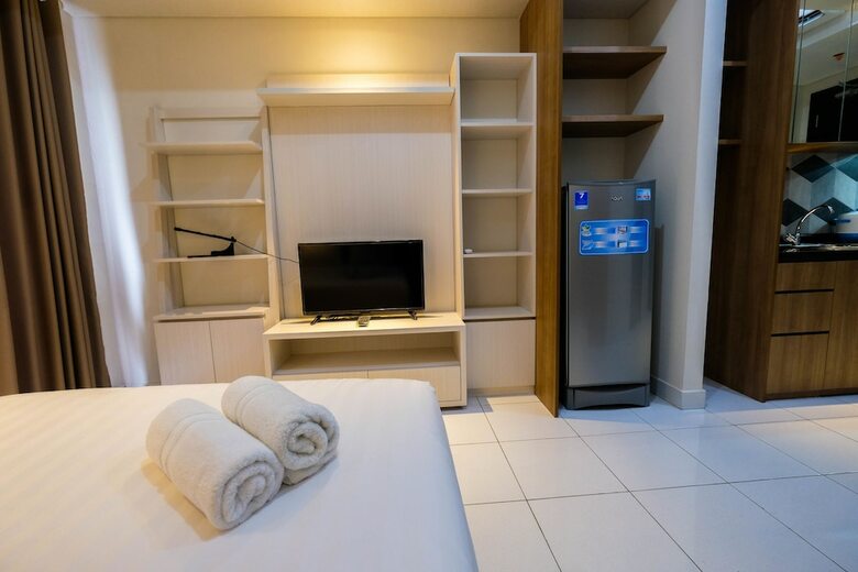 Homey And Tranquil Studio Casa de Parco Apartment
