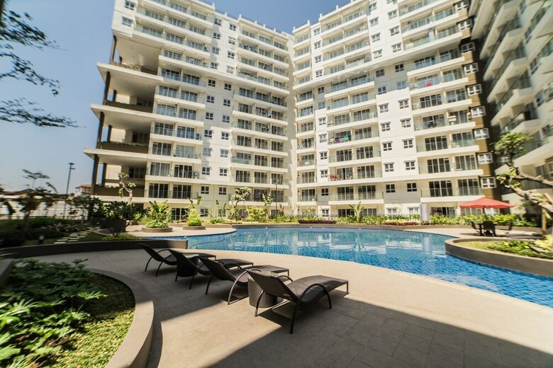 Homey 2br With Private Roof Garden Gateway Pasteur Apartment