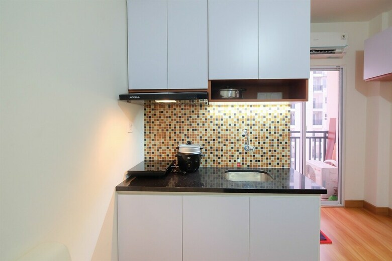 Parquette Studio @ Cinere Resort Apartment