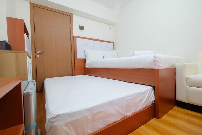 Parquette Studio @ Cinere Resort Apartment