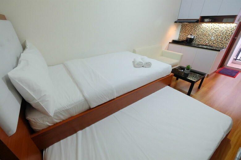 Parquette Studio @ Cinere Resort Apartment