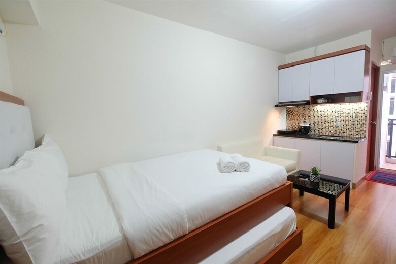 Parquette Studio @ Cinere Resort Apartment