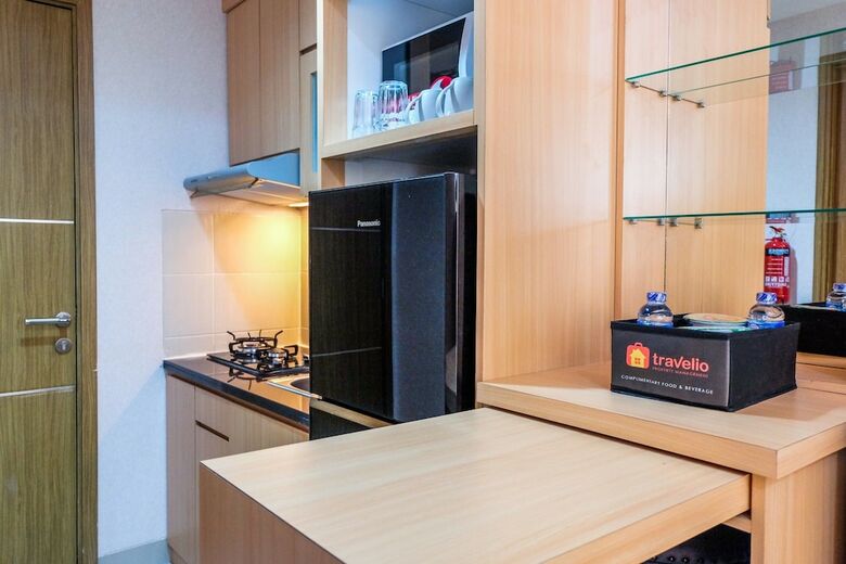 Luxurious Studio The Oasis Apartment