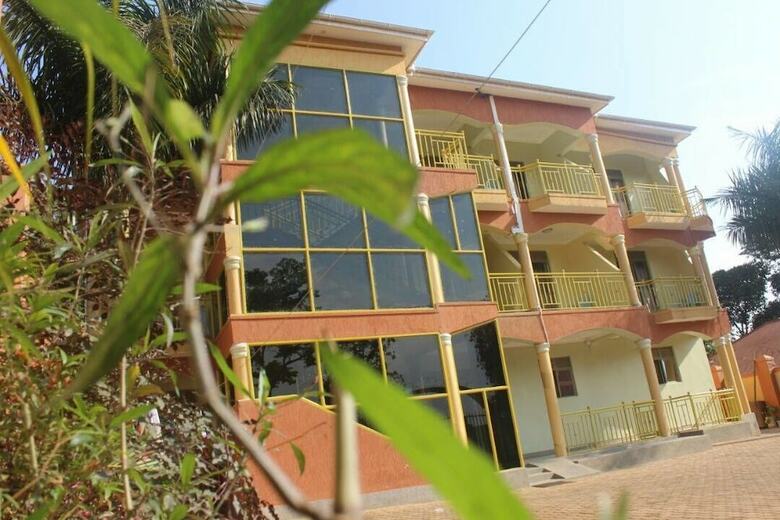 Royal Matt Hotel