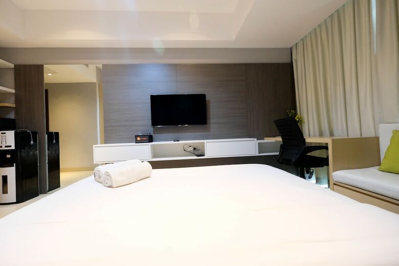 Modern Studio Apartment At U Residence