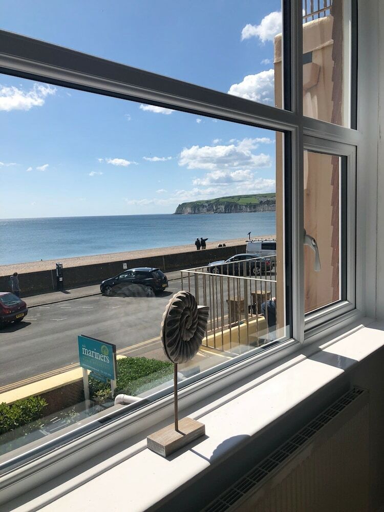 Mariners Beachside B&B