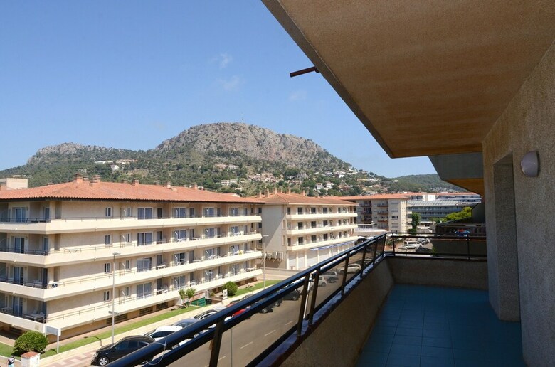 Apartamento La Pineda I 19 3-6