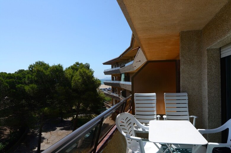Apartamento La Pineda I 19 3-6