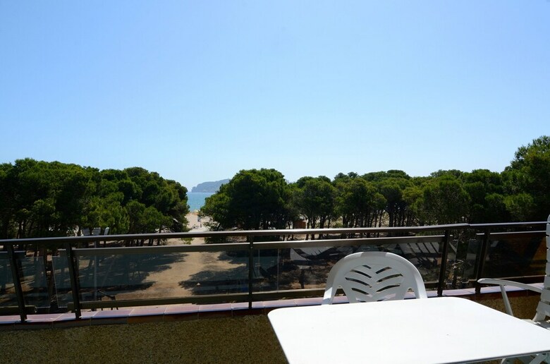 Apartamento La Pineda I 19 3-6