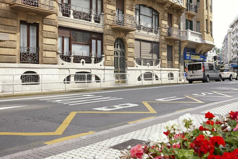 Apartamentos Zubieta Playa 5 By Feelfree Rentals