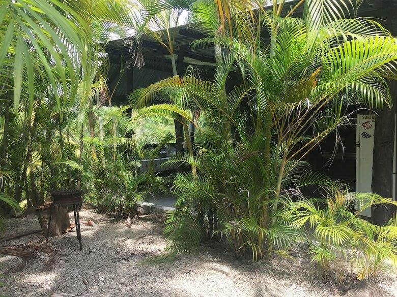 Hostal Mal Pais Surf Camp