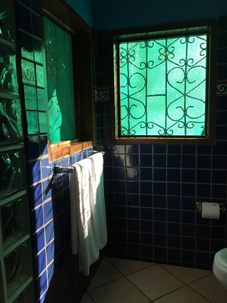 Hostal Mal Pais Surf Camp